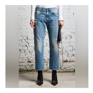 R13 Boyfriend Jeans in Bain w Rips Size 28
